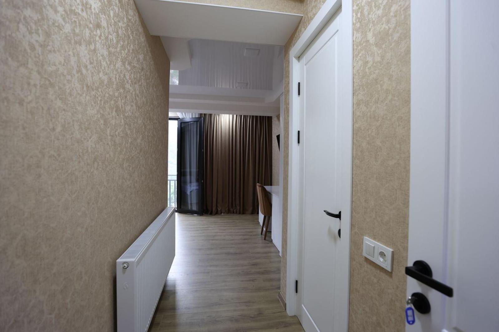 Chanko Hotel Боржоми Экстерьер фото